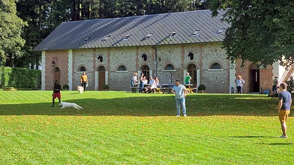 Les Ecuries du Château de Brumare