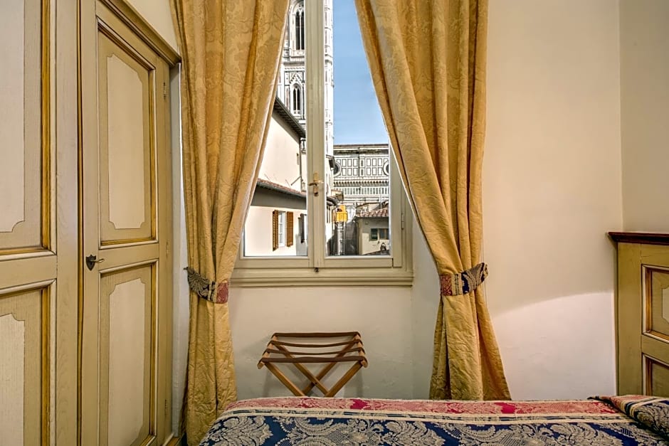 Hotel De Lanzi