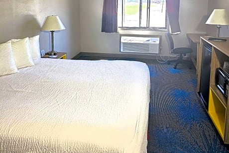 King Room - Non-Smoking