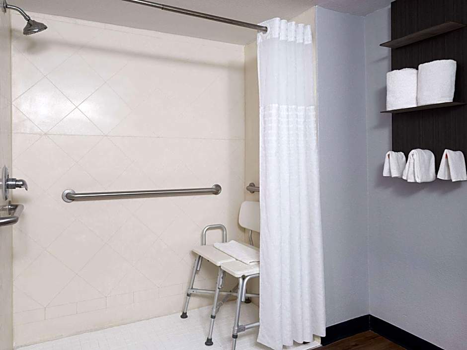 Baymont by Wyndham Indianapolis East