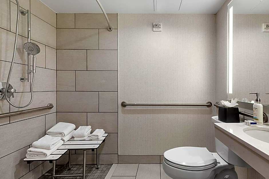 Holiday Inn Manhattan 6th Ave - Chelsea By IHG