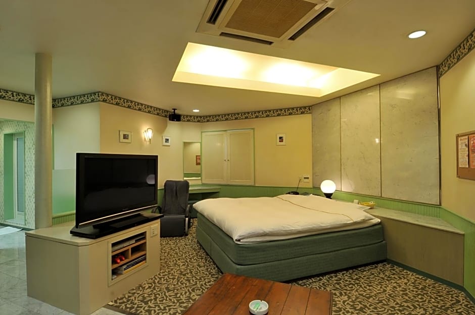 Hotel Venus Kanie (Adult Only)                                                            