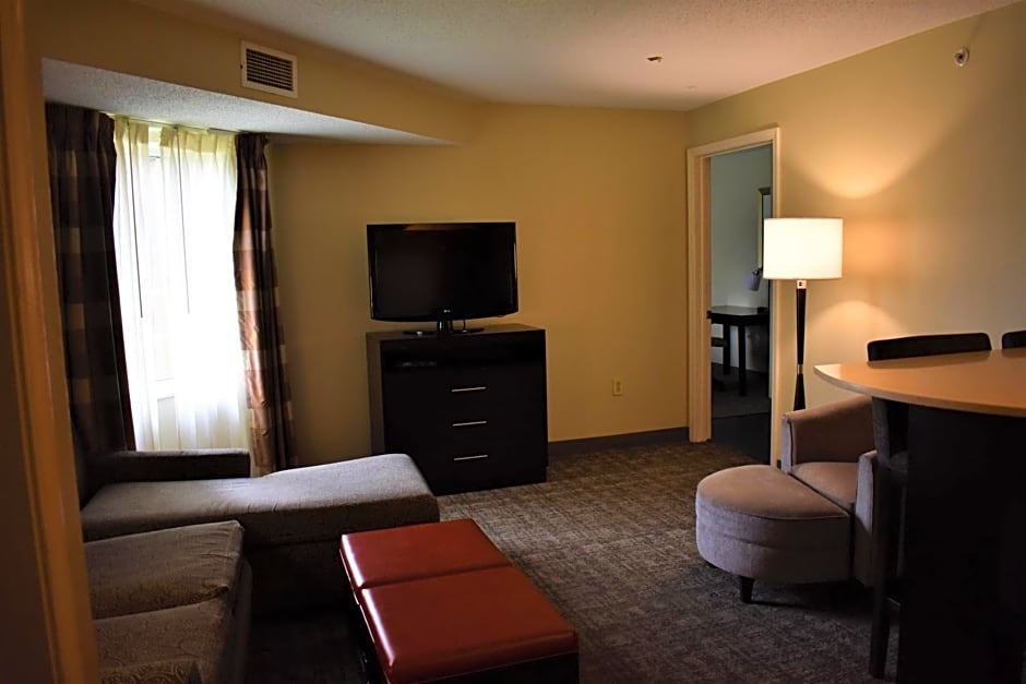 Staybridge Suites Cranbury - South Brunswick By IHG