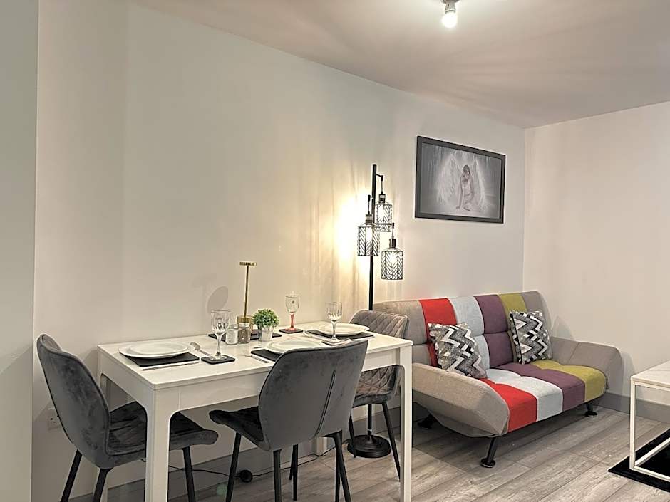 Lilypad Suite - Near NEC Centre, BHX airport, HS2 & Resort World