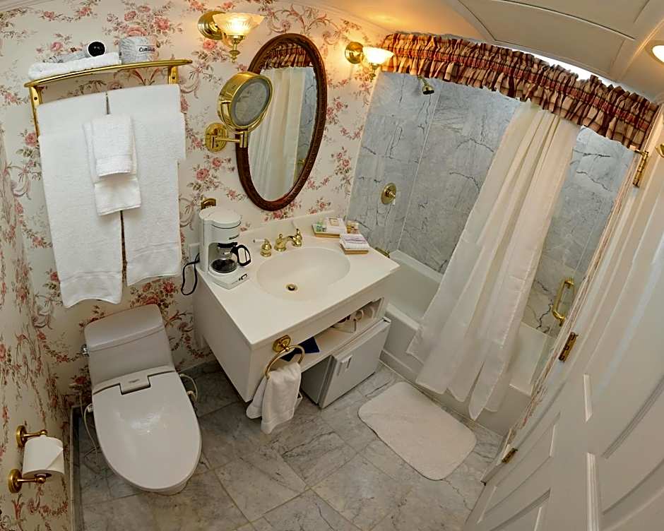 Cliff House at Pikes Peak