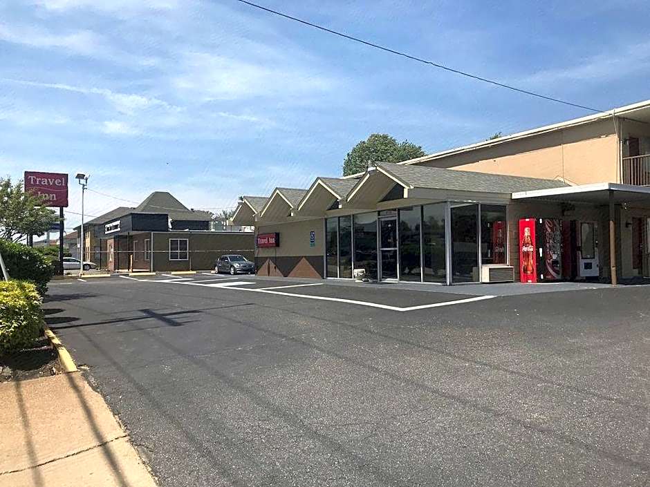 Economy 7 Inn- Newport News