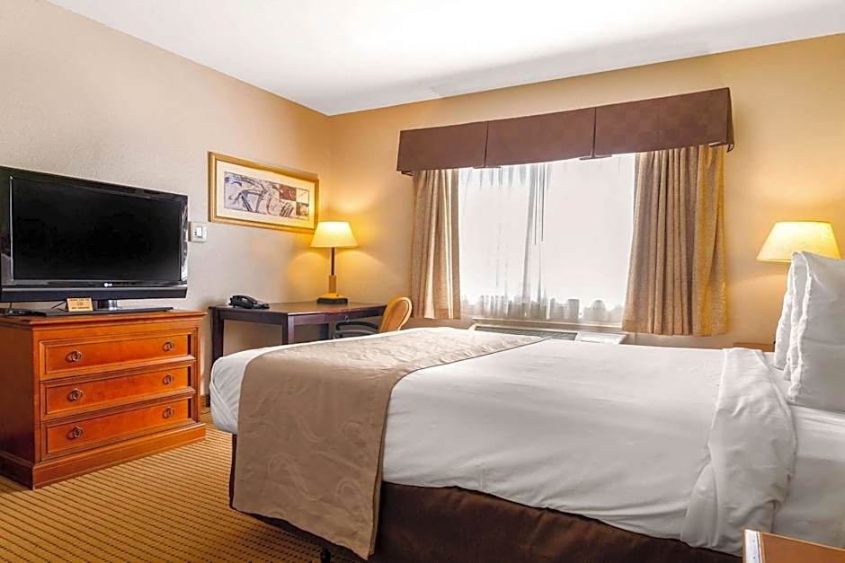 Rodeway Inn Auburn- Foresthill