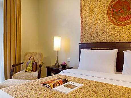 Deluxe Legacy King or Twin Room