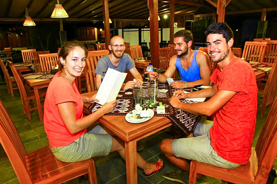 The Nalaya Hotel & Resto