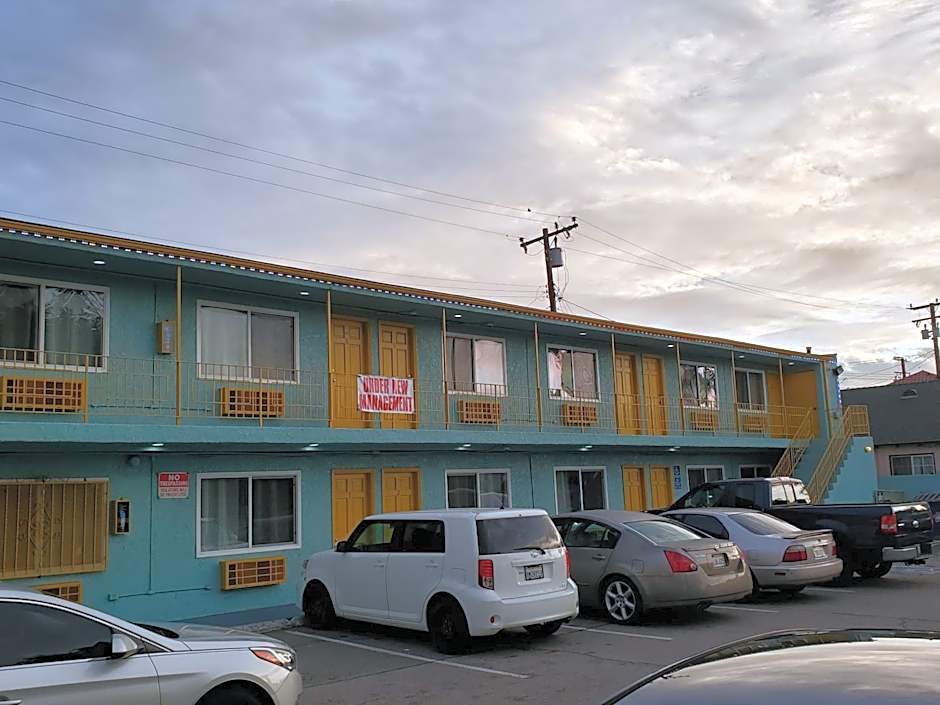 Rose motel