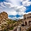 Caldera Cave Hotel