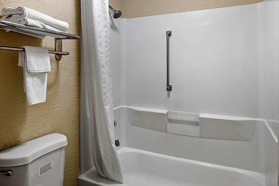 Quality Inn Kingsland