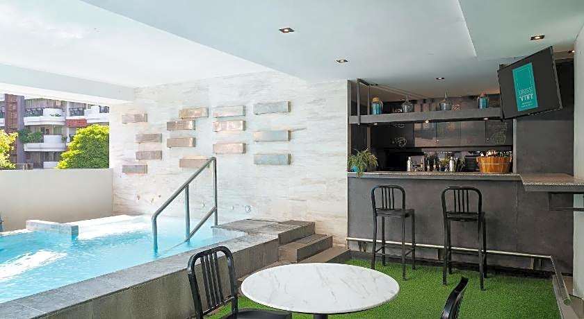 Cross Vibe Bangkok Sukhumvit