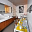B&B Quater Lett