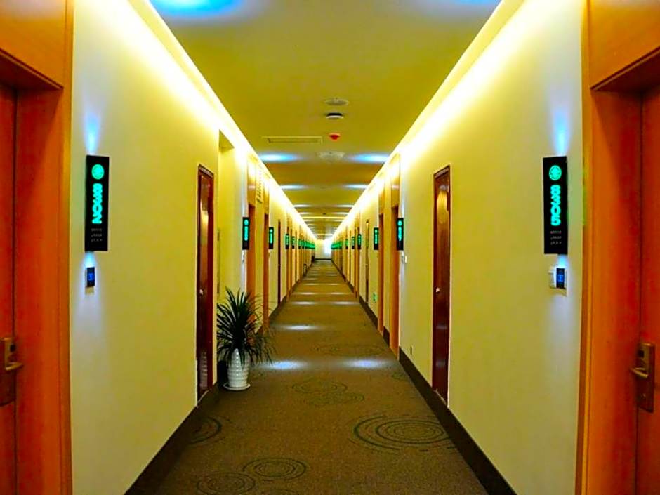 GreenTree Inn Liaocheng Donge Culture Street Express Hotel