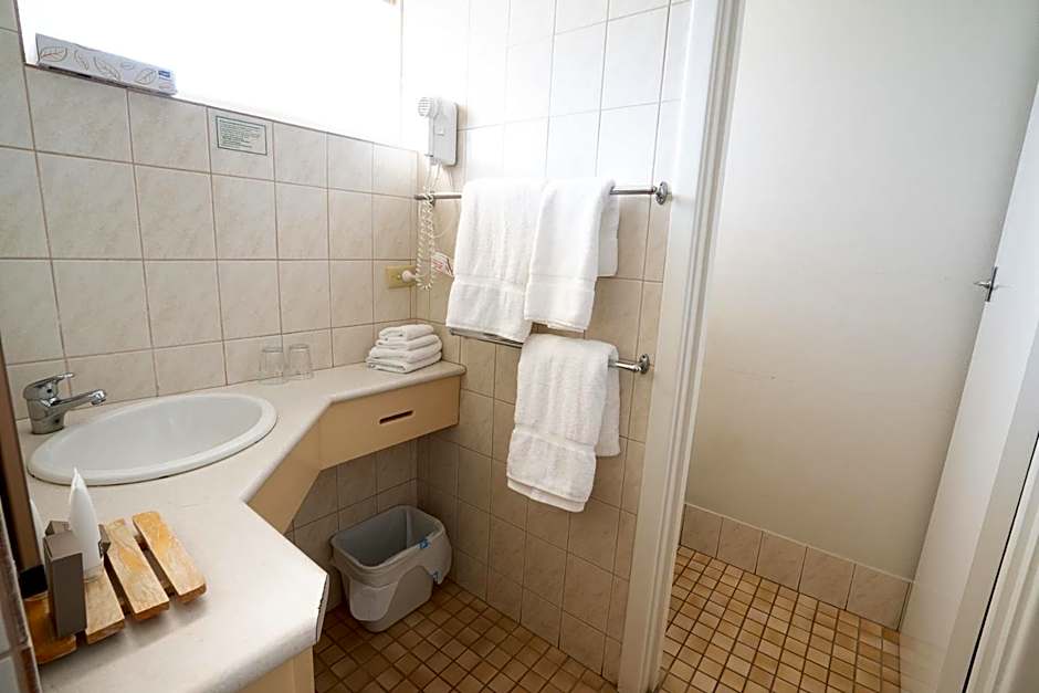 Hospitality Inn Geraldton SureStay Collection by Best Western