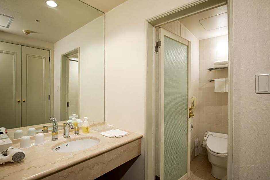 Hotel Cadenza Tokyo