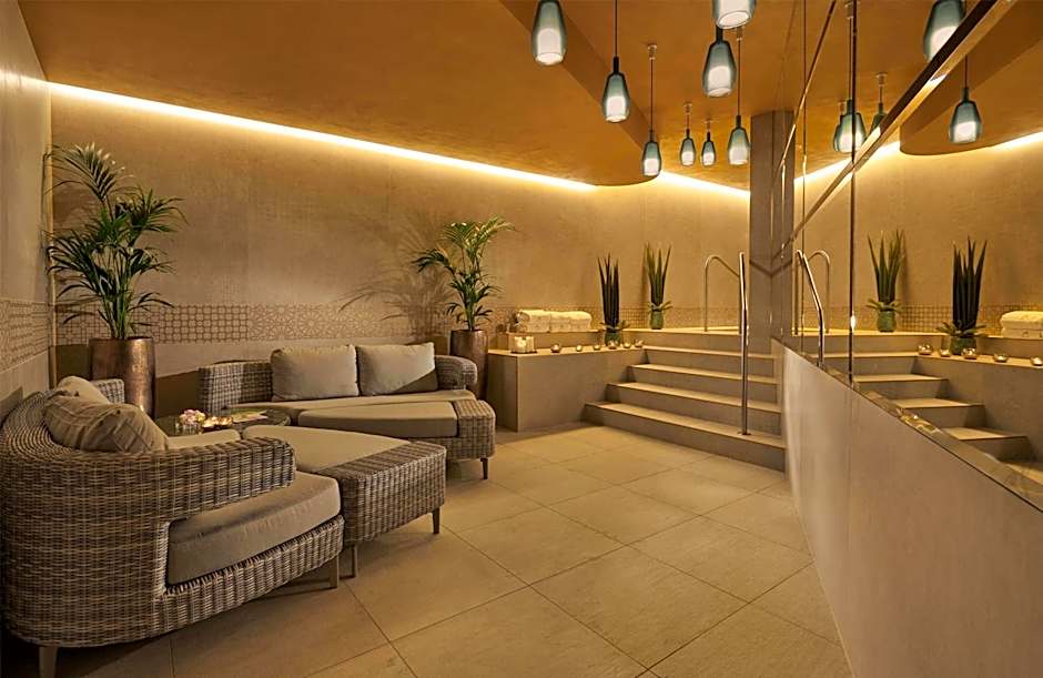 Parisi Udvar Hotel Budapest, part of Hyatt