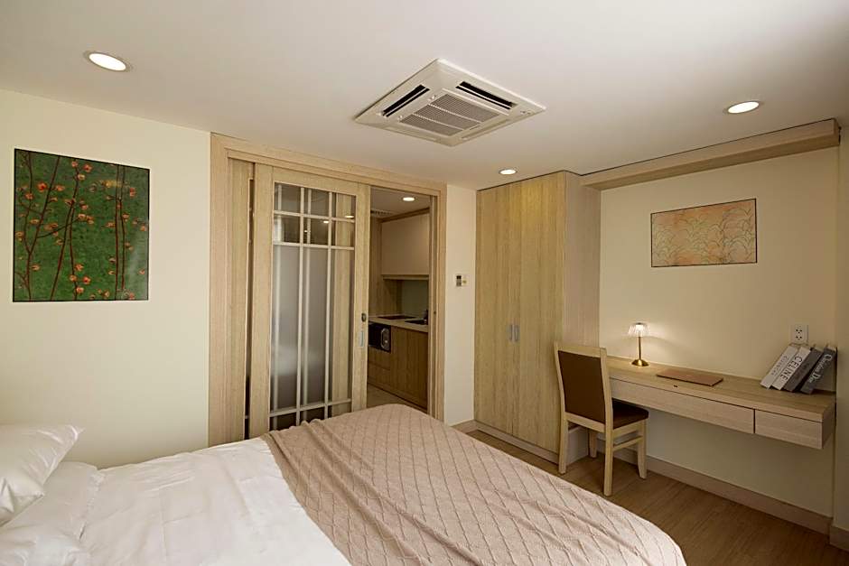 Signy House Hotel & Apartments