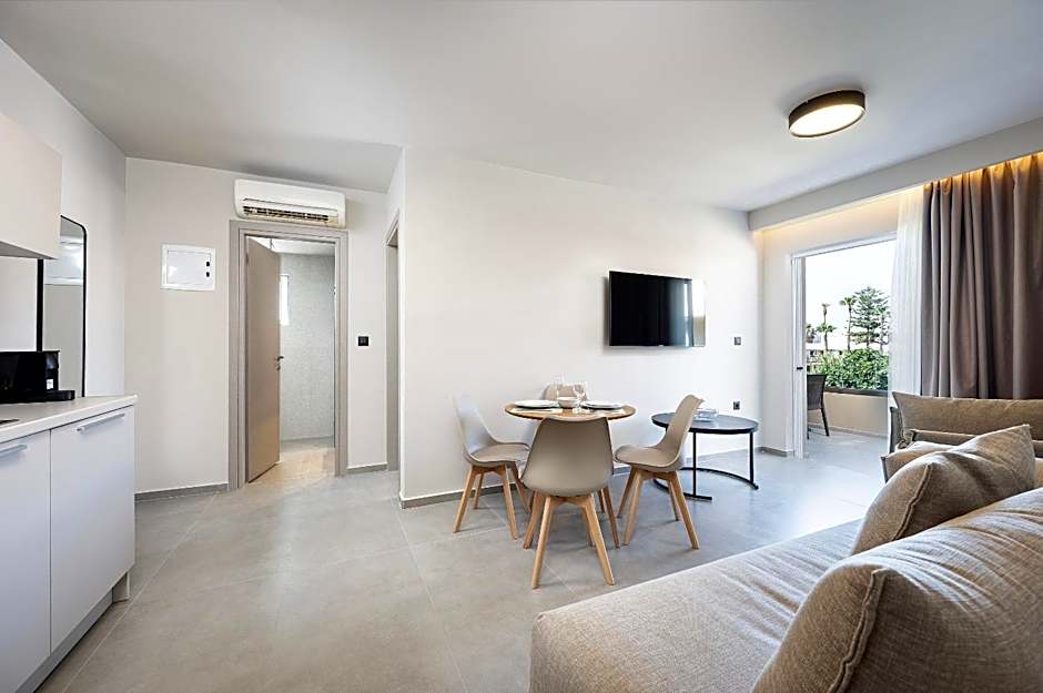 Time to Smile Saline