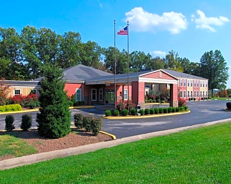 Clarion Pointe by Choice Hotels Corydon