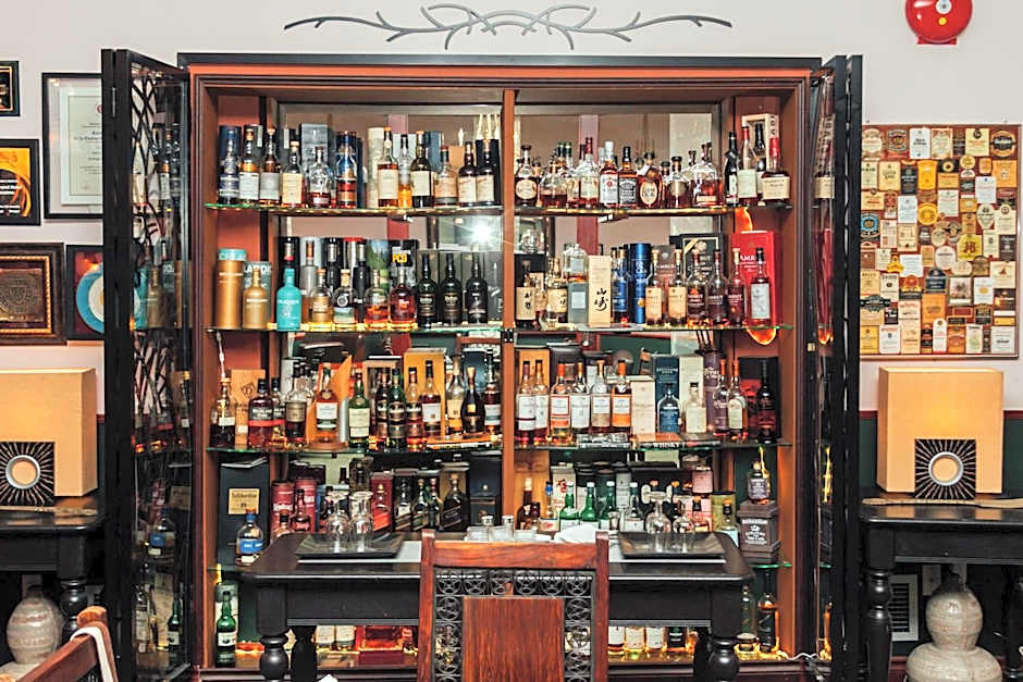 The Grand Hotel Nanaimo