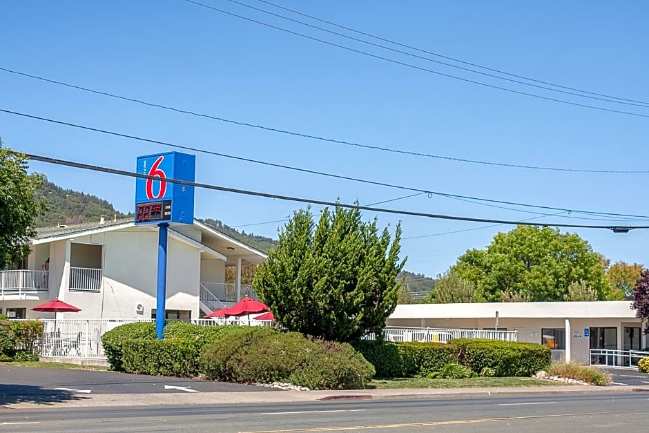 Motel 6-Ukiah, CA