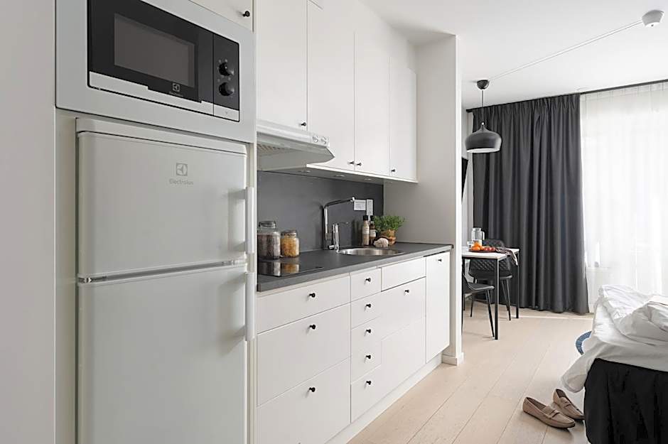 Sky Hotel City Apartments