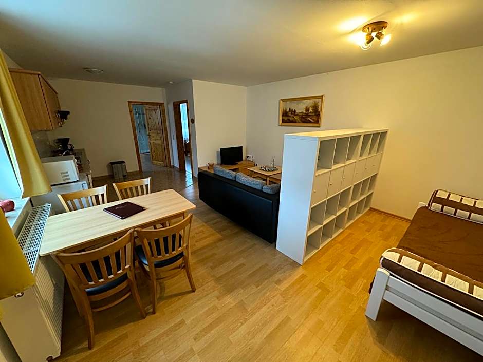 Hotel garni SEESCHLÖSSCHEN