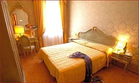 Double Room with Canal View