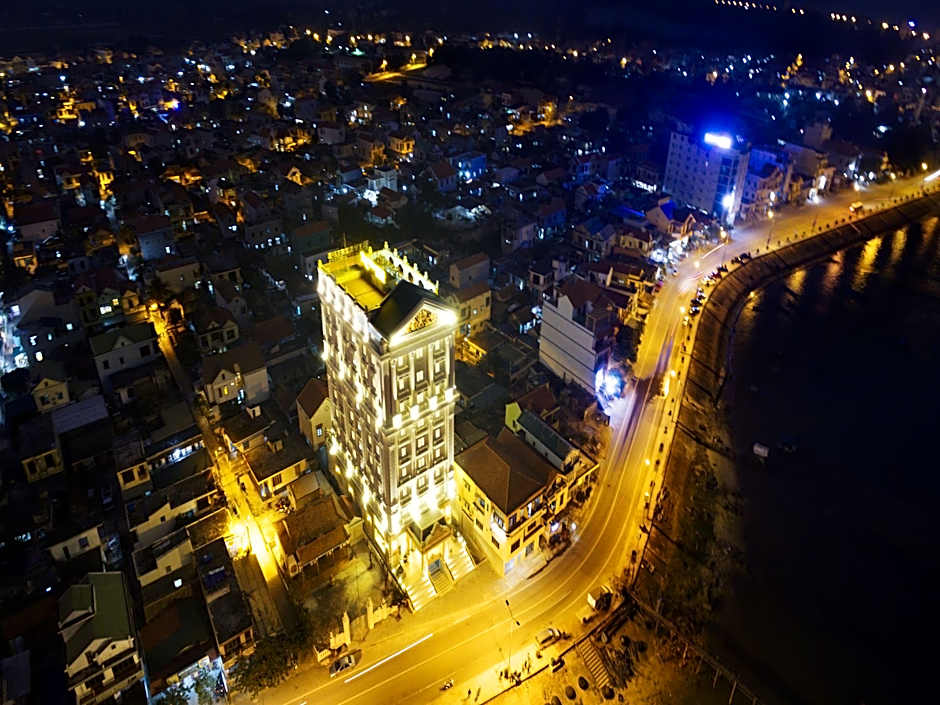Riverside Hotel Quang Binh