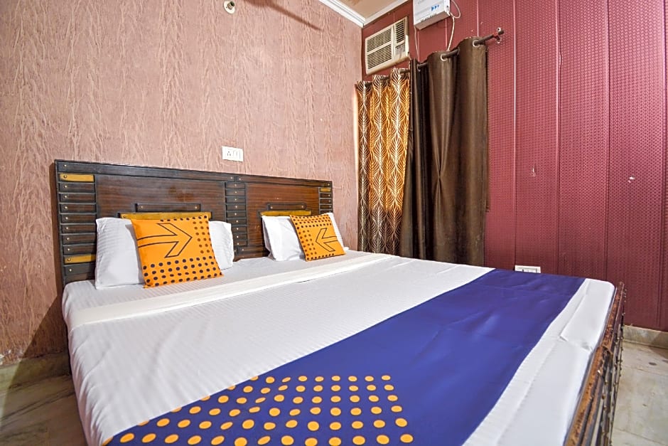 OYO 65451 hotel sun star