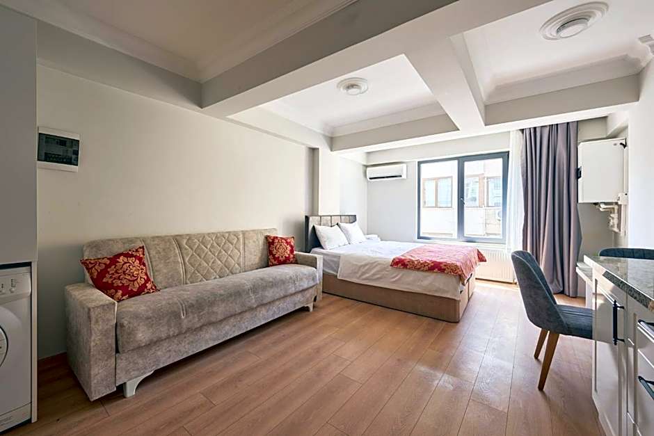 aymira hotel pangaltı