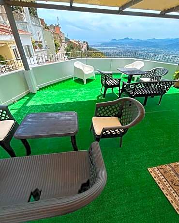 Standard Double Room with Shared Bathroom