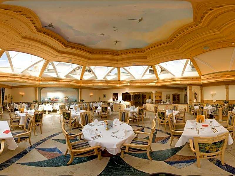 Fun & Spa Hotel Strass