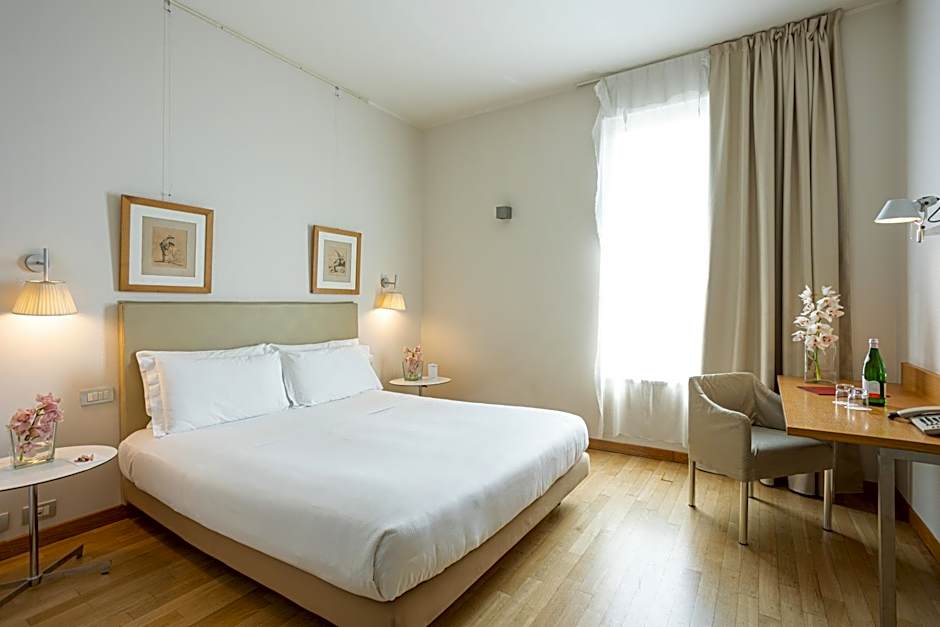 Cosmo Hotel Palace