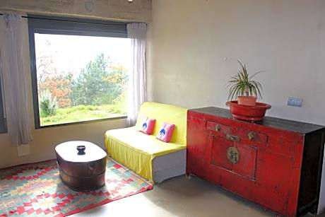 Suite with Mountain View