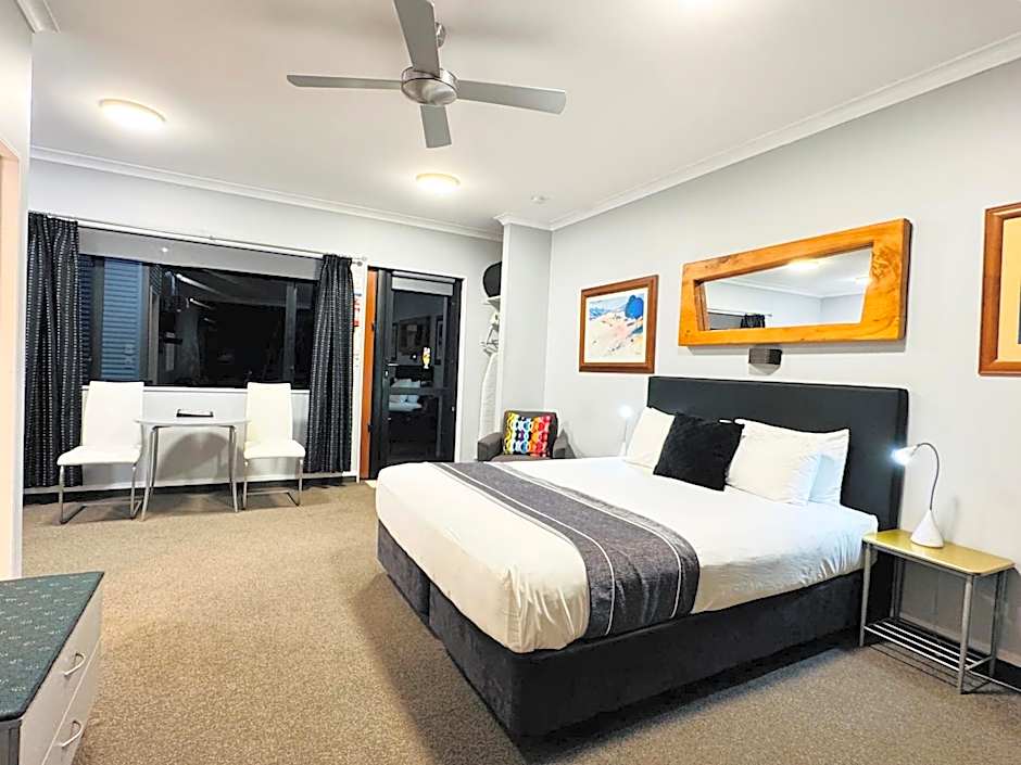 The Rocks Motel