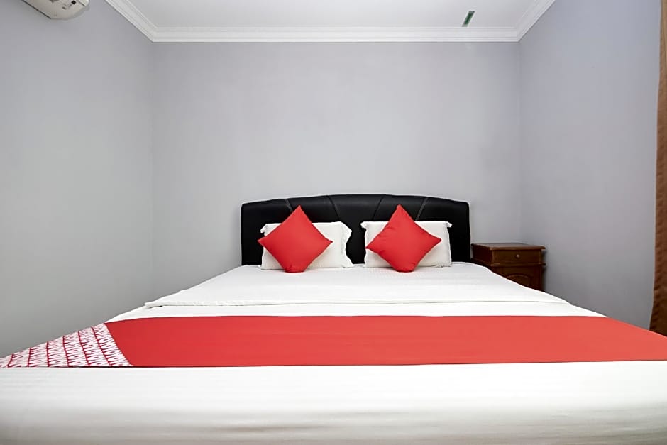 OYO 892 Hotel Grand Nadia