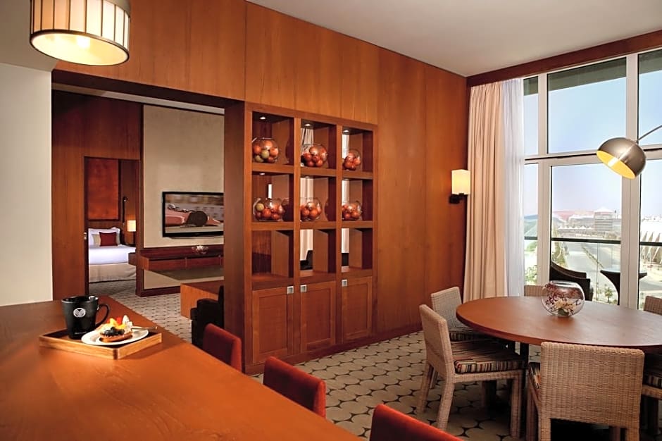 Yas Plaza Marina By Ihg