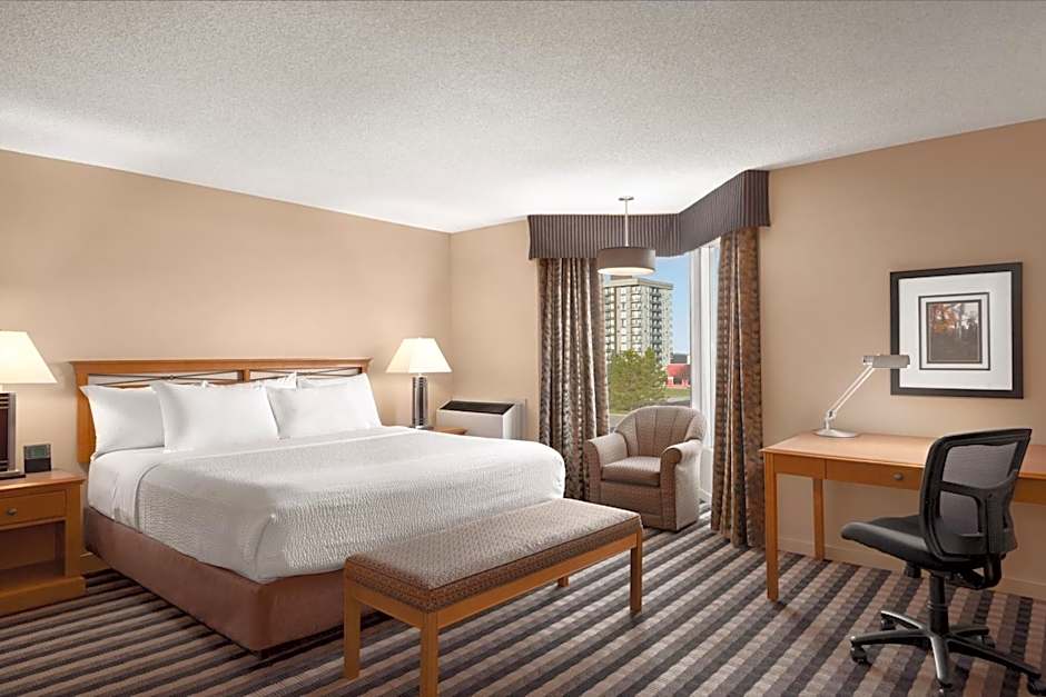 Royal Hotel West Edmonton, Trademark Collection by Wyndham