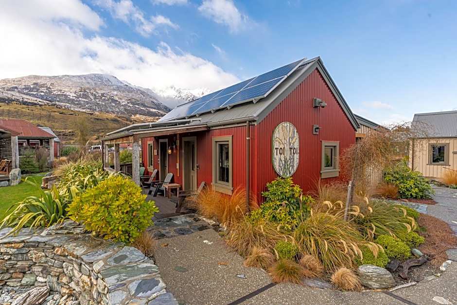 Headwaters Glenorchy Eco Lodge