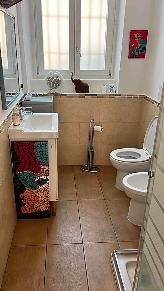 Room Saronno + B&B