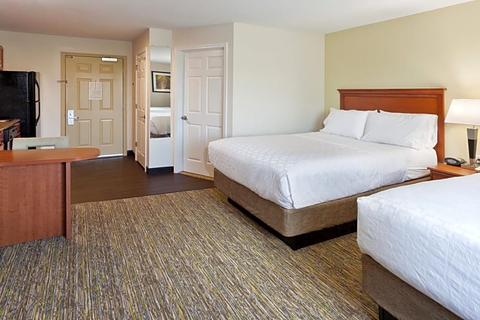 Candlewood Suites EASTCHASE PARK