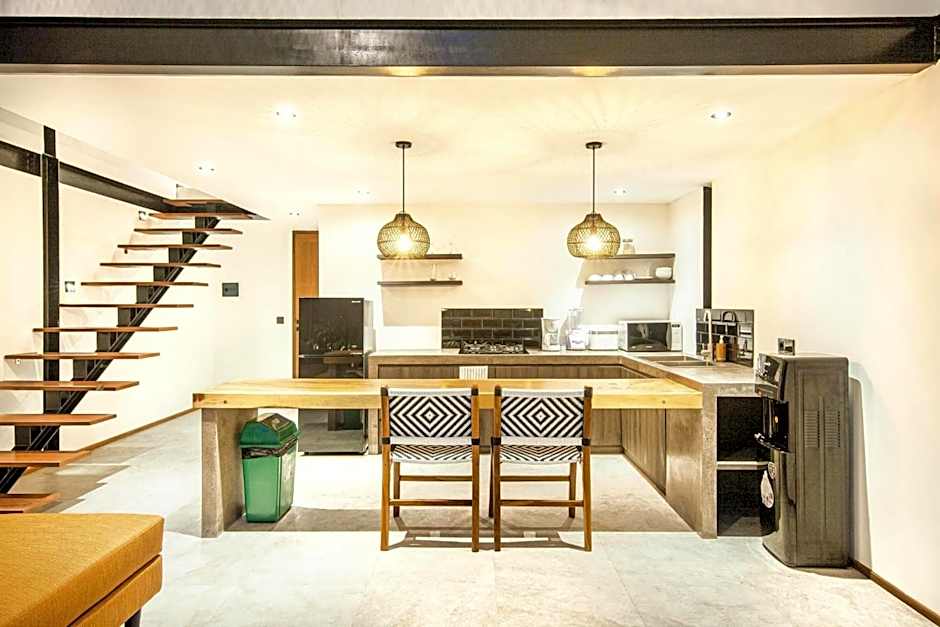 Huge Loft 200m from the Beach Canggu