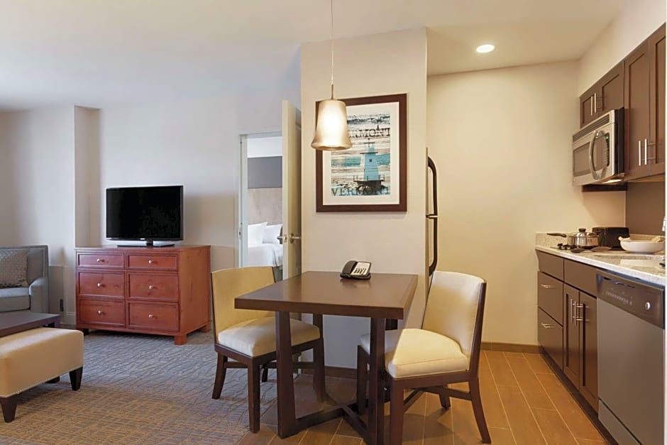 Homewood Suites by Hilton Burlington