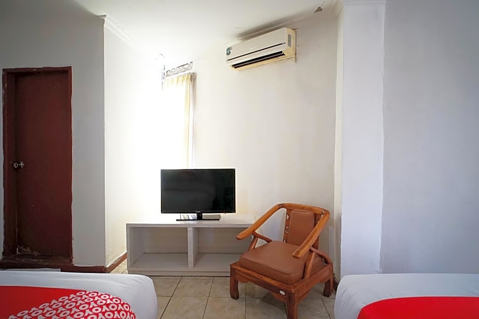 Collection O 2885 Hemra Hotel