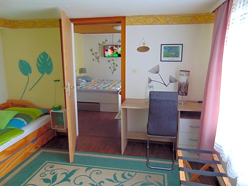 Hotel Garni "Adria"