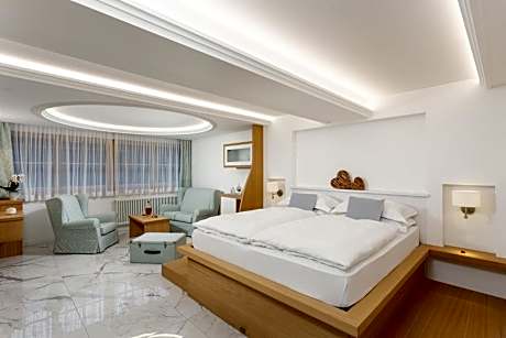 King Suite with Balcony