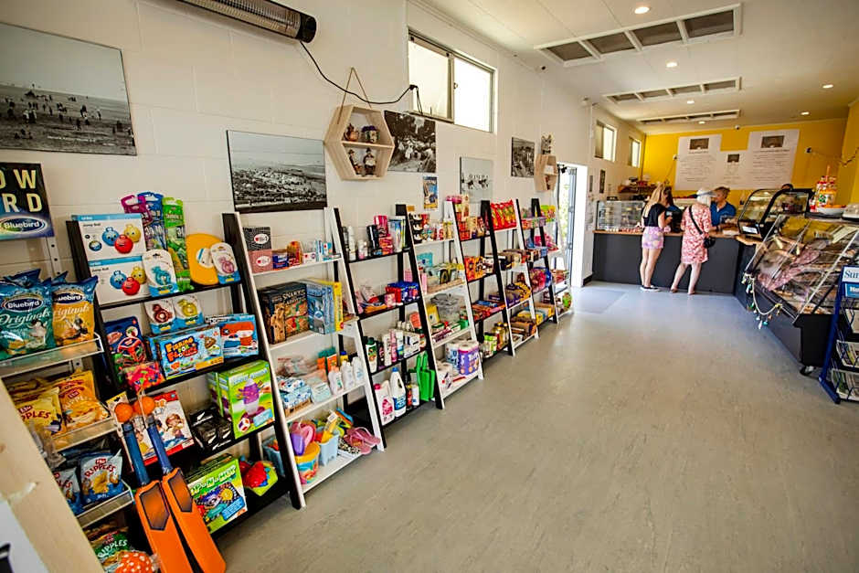 Tāhuna Beach Holiday Park